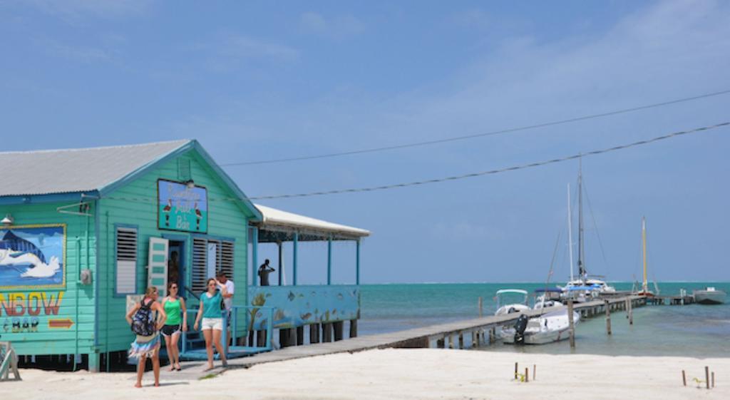 Rainbow Hotel Caye Caulker Buitenkant foto